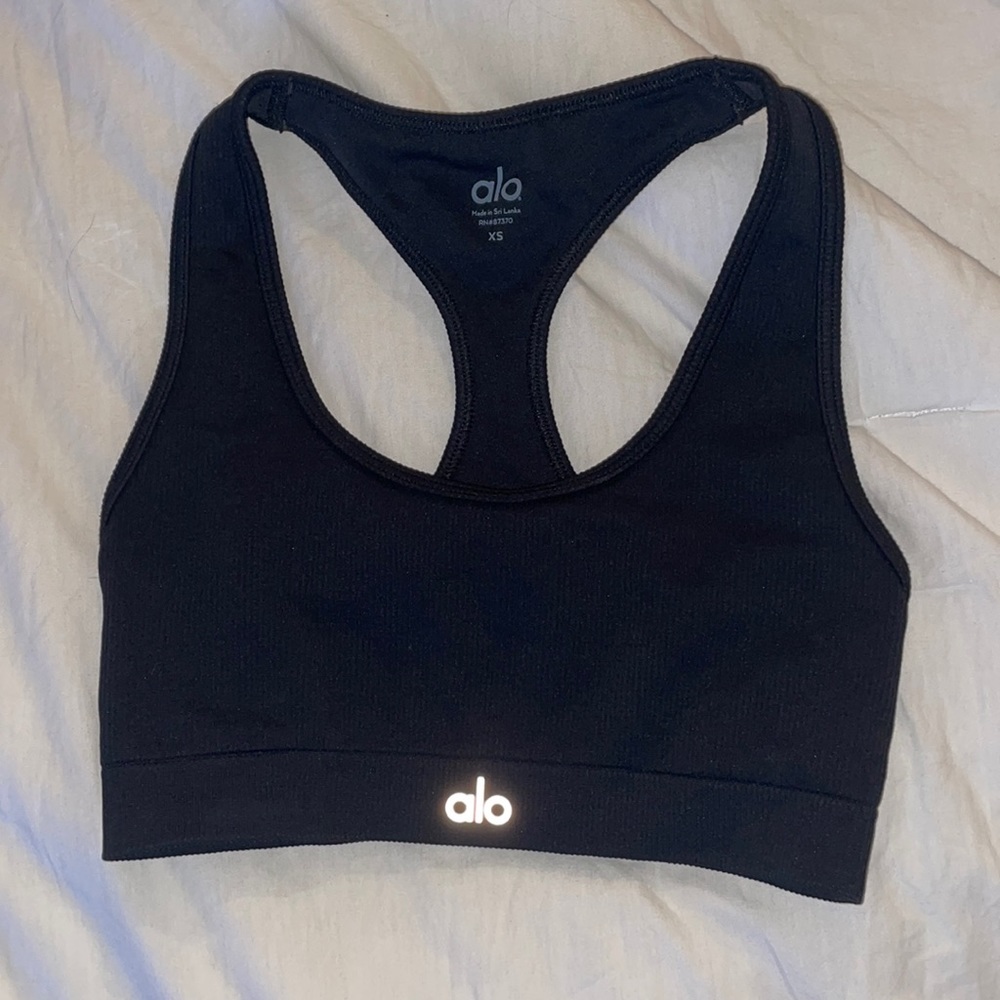Ribbed alo sports bra